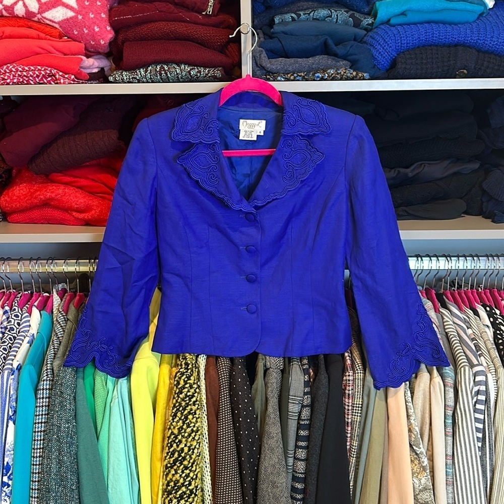 Vintage Maggy L royal blue blazer size 4​